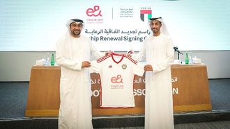 اتحاد الإمارات لكرة القدم والمجموعة يجددان الشراكة