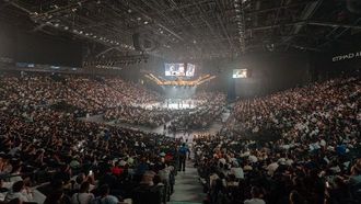 نورماغوميدوف يفوز في أبوظبي