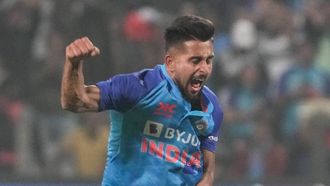 Malik's Dengue Halts Cricket Return