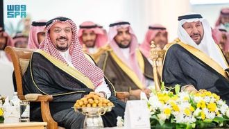 أمير القصيم يشيد بكرنفال التمور