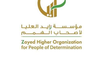 أول مرشدين ثقافيين مرخصين للصم في أبوظبي