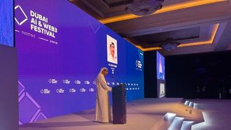 دبي تتجه نحو الذكاء الاصطناعي في مجال التمويل