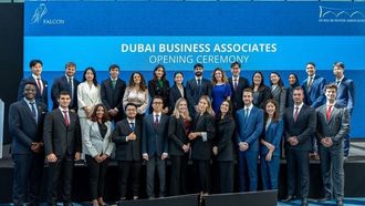 دبي تطلق برنامجها القيادي العاشر