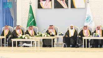 المحافظ يشيد بجمعية الأسرة