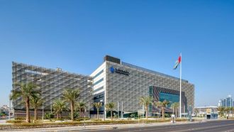 جامعة خليفة تستضيف مؤتمر المواد ثنائية الأبعاد