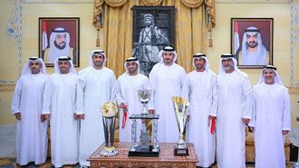 فريق الإمارات للزوارق السريعة يفوز ببطولة الفورمولا 2