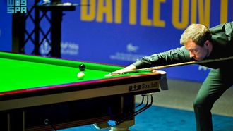 Top Players Enter Snooker Masters Round Of 16