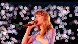 Taylor Swift's Historic VMA Wins