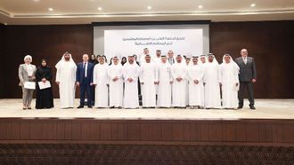 تخريج أول دفعة من الوسطاء المعتمدين في الإمارات