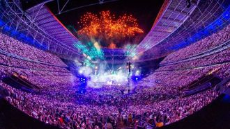 حفل كولدبلاي في أبو ظبي عام 2025