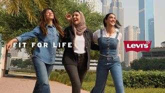 ليفيز تطلق مجموعة جديدة من الجينز لجميع المناسبات