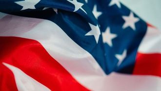 انخفاض مؤشرات الأسهم الأمريكية بعد خفض أسعار الفائدة