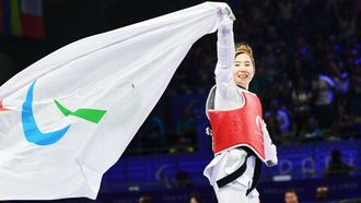 Historic Bronze For Refugee Team