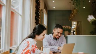 المستهلكون في الإمارات العربية المتحدة يلغون اشتراكاتهم: رؤى رئيسية