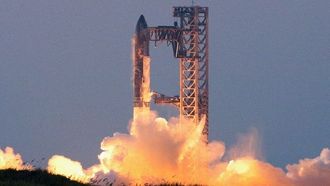 سبيس إكس تحقق إنجازًا في هبوط صاروخ ستارشيب