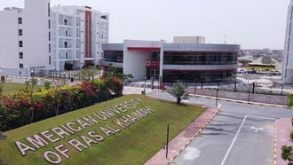 تزايد الطلب على خريجي التكنولوجيا الحيوية في الإمارات العربية المتحدة