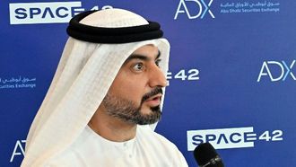 الإمارات تخطط لتصنيع أقمار صناعية لمراقبة الأرض