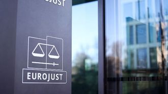 يوروجست تفكك برنامجًا خبيثًا يستهدف الملايين