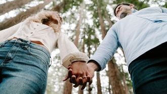 Happiness Lowers Cortisol Levels In Older Couples