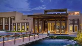 الفخامة والمغامرة تنتظرك في عُمان