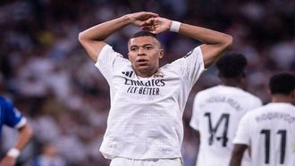 مبابي يفاجئ الجميع بمشاركته في مباراة ليل