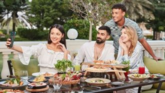 تجربة تناول طعام جديدة في Brunchscape في فندق Kempinski's Brunello