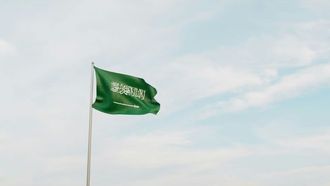 صادرات السعودية غير النفطية تصعد ٧.٥%