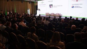 تعزيز الشراكة الاقتصادية بين صربيا والإمارات العربية المتحدة