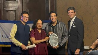 Shiamak Davar Receives Lifetime Achievement Award