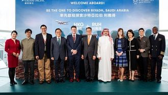 طيران كاثي باسيفيك تطلق رحلاتها إلى الرياض