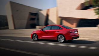 أودي A3: نظرة عامة على الطراز الجديد والمواصفات