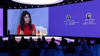 كاميل فاسكيز تلهم الحضور في المنتدى العالمي للمرأة