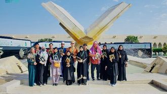 زيارة ضيوف خادم الحرمين الشريفين لمجمع طباعة المصحف الشريف