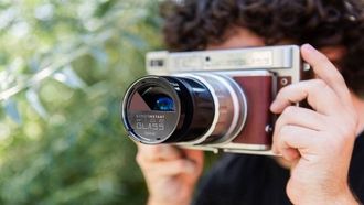 Lomography تكشف عن كاميرا جديدة للتصوير الفوري