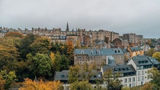 Emirates Resumes Direct Flights To Edinburgh