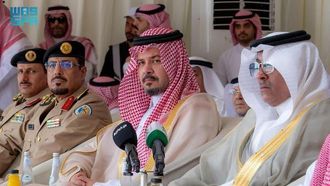 الأمير سلمان يدشن مشروع المراسي العائمة