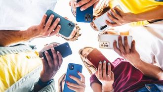 صراعات الجيل Z من أجل الاستقلال المالي في المملكة المتحدة