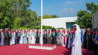 الشيخ نهيان يؤكد على الولاء للوطن