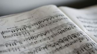 دور القدرة على التنبؤ في الاستمتاع بالموسيقى