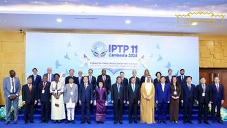 إطلاق ميثاق السلام من قبل المجلس العالمي في بنوم بنه