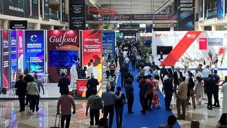 الذكاء الاصطناعي والتكنولوجيا يعززان استدامة صناعة الأغذية