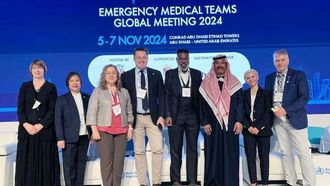 فريق طبي إماراتي يتعاون مع خمس دول