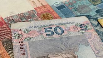 أوكرانيا توافق على ميزانية بقيمة 95.5 مليار دولار أمريكي