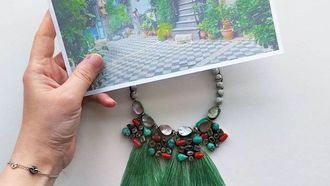 الاتجاهات في المجوهرات: الاستدامة والتخصيص