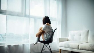 التعرف على الاكتئاب المبتسم ودعمه