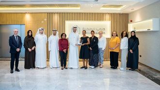 قادة برمودا يتعلمون من نماذج الحوكمة في الإمارات العربية المتحدة