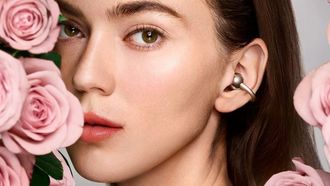 HUAWEI FreeClip: Stylish Rose Gold Earbuds