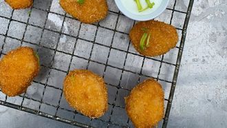 المخاطر الصحية لتناول قطع الدجاج للأطفال