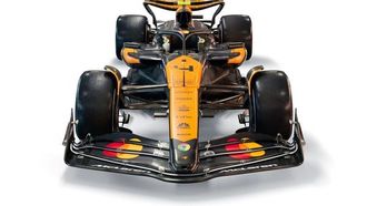 ماستركارد وماكلارين في جائزة أبو ظبي الكبرى