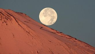 UAE Hosts Moon Village Events In 2025